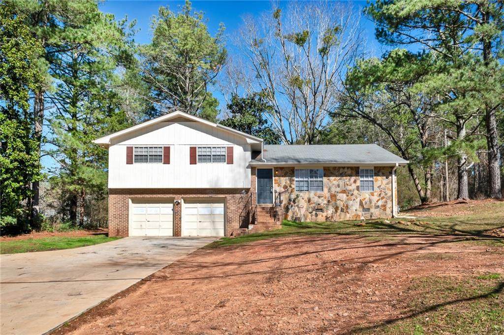 1860 Flat Shoals Road - Photo 1