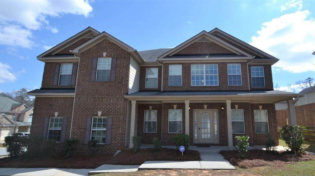 7867 Wrotham Circle - Photo 1