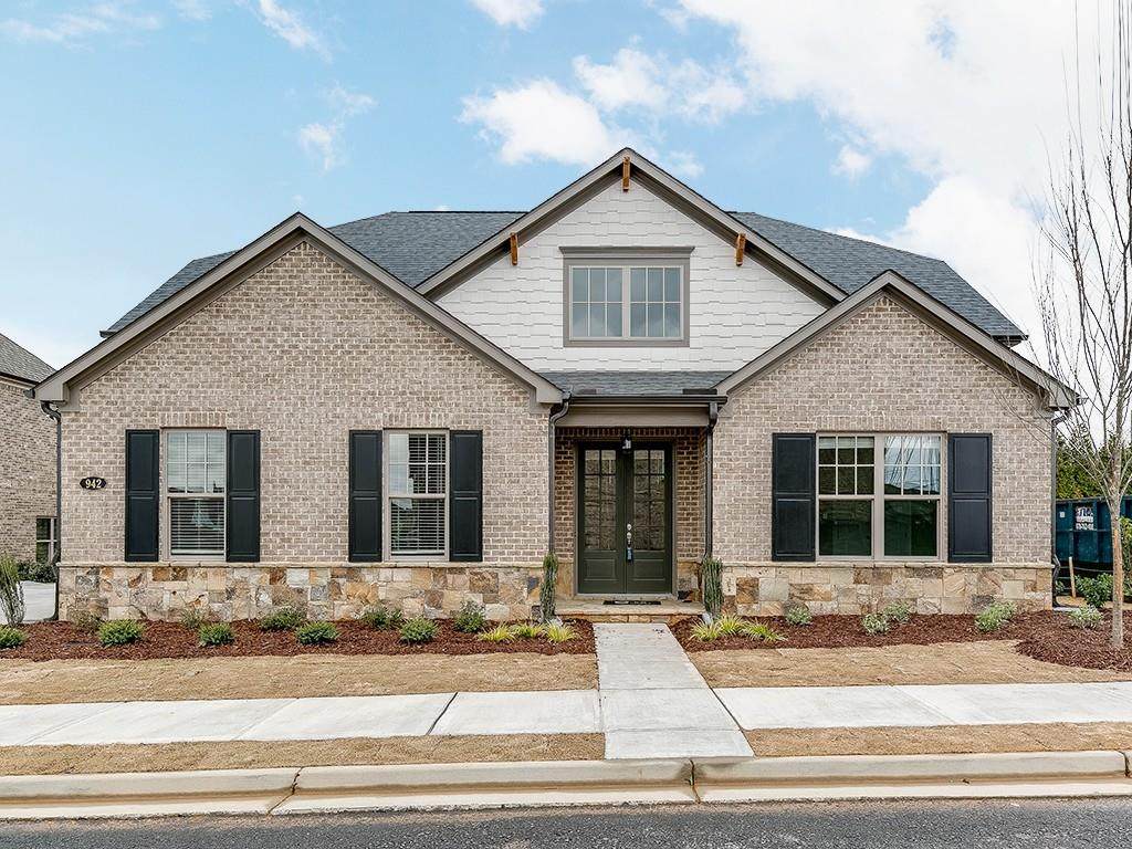 942 Ellsworth Way - Photo 1