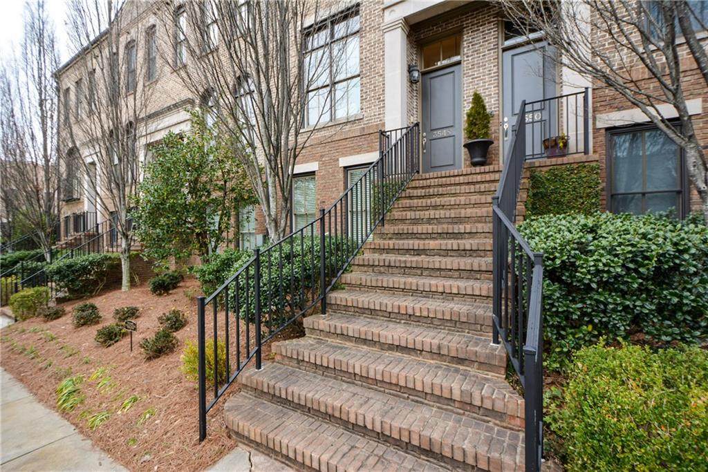 3548 Roswell Road - Photo 1
