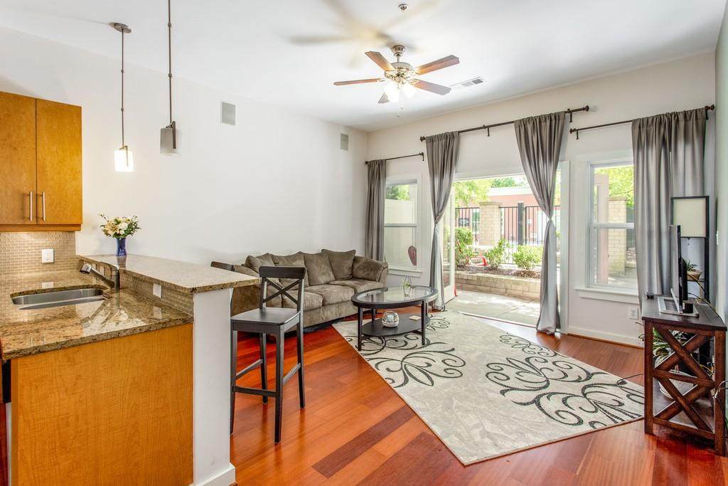 870 Inman Village Parkway - Photo 1