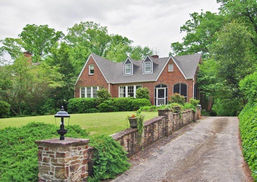 1729 Clifton Road - Photo 1