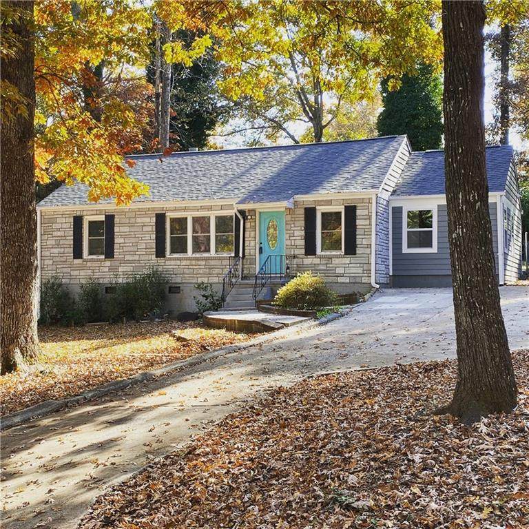 2815 Eastwood Drive - Photo 1