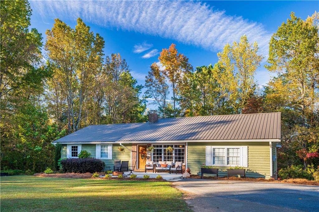 420 Skyline Drive - Photo 1