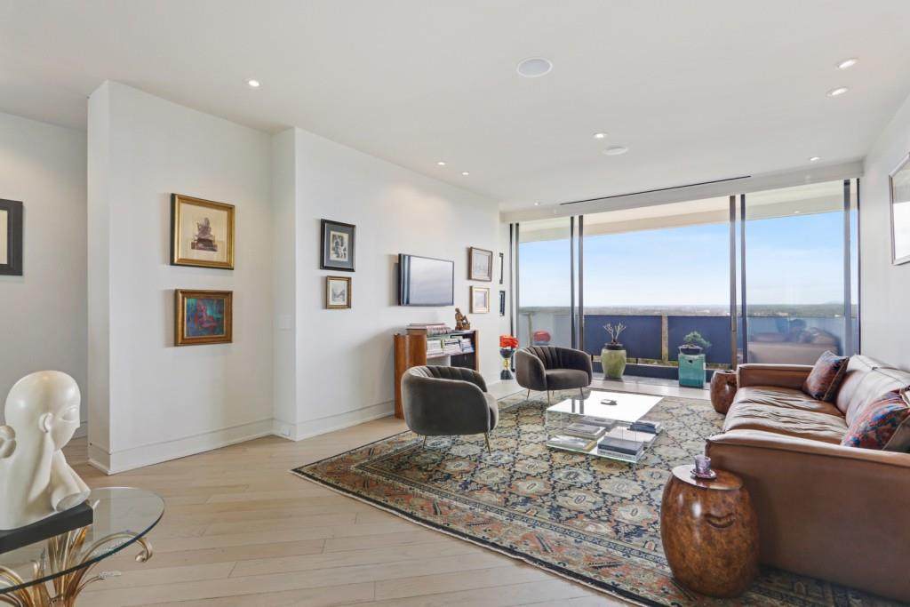 2575 Peachtree Road - Photo 1