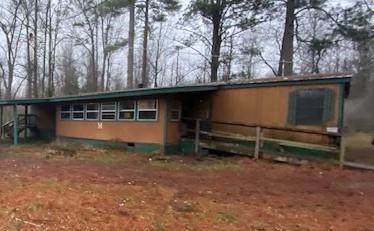 306 Amberly Drive - Photo 1