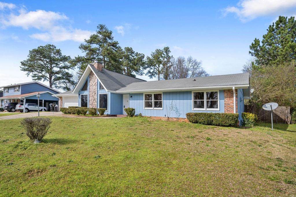 668 Swamp Creek Drive - Photo 1