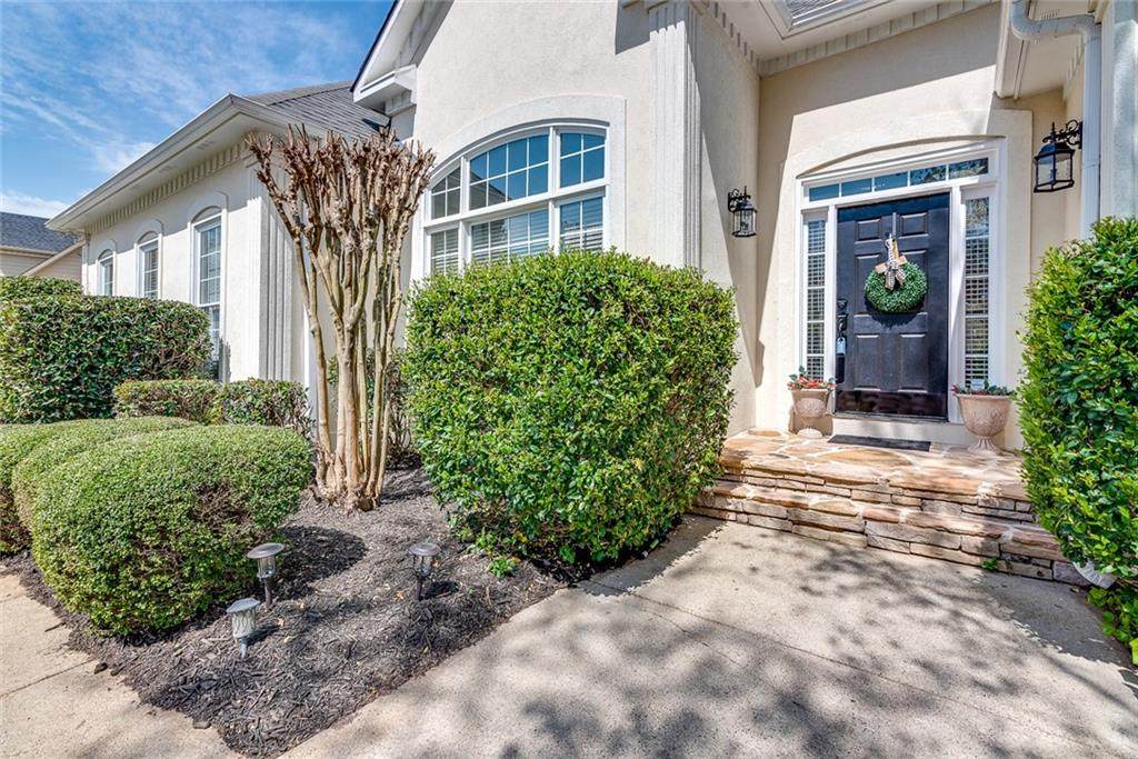 1080 Laurian Park Drive - Photo 1 1080 Laurian Park Drive - Photo 1