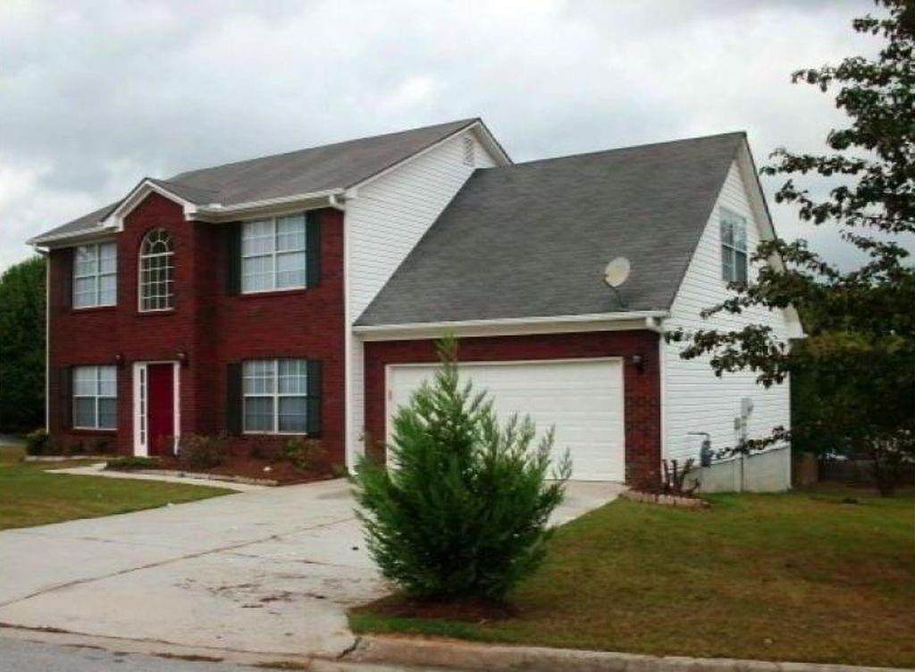 5754 Cedarcroft Court - Photo 1