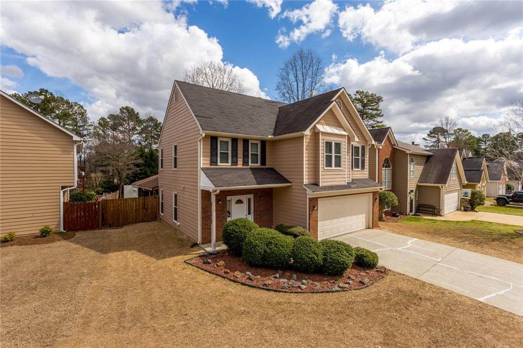 820 Ahearn Court - Photo 1