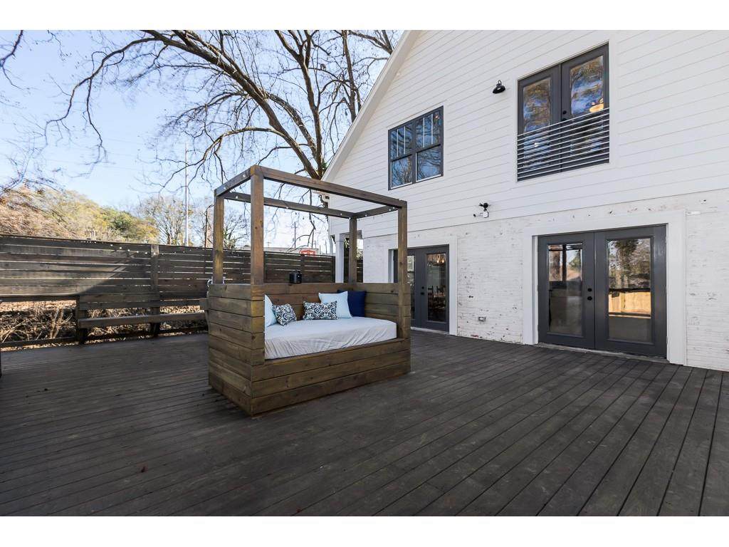 641 Erin Avenue - Photo 1