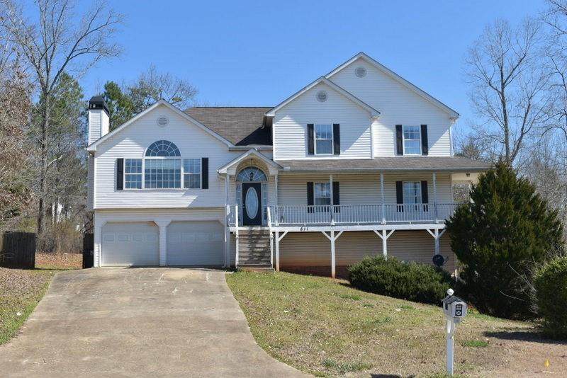 611 Greenleaf Way - Photo 1