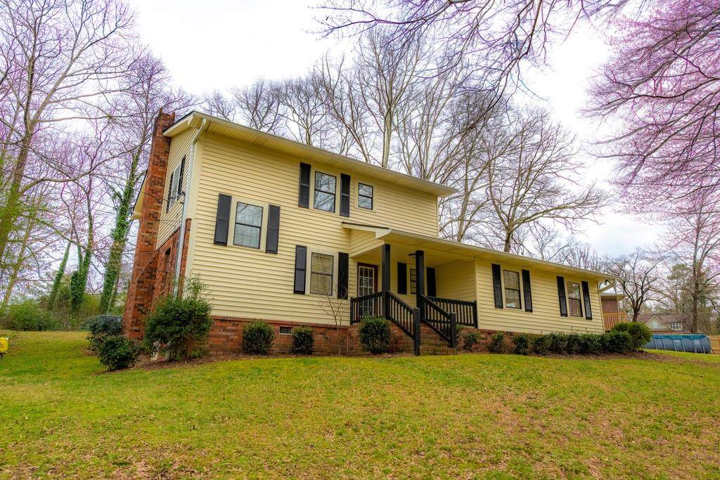105 Garden Hills Drive - Photo 1
