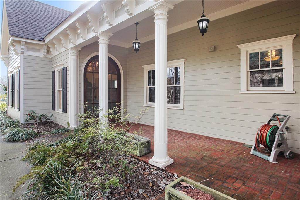 401 Atlanta Street - Photo 1
