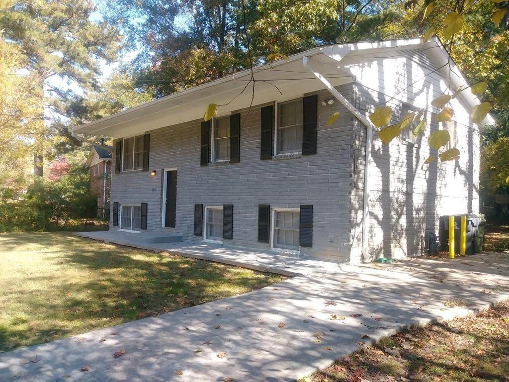 2970 Carriage Lane - Photo 1