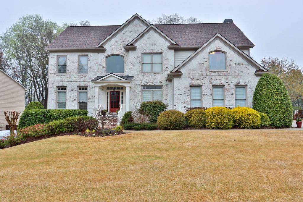 207 Chadwyck Lane - Photo 1