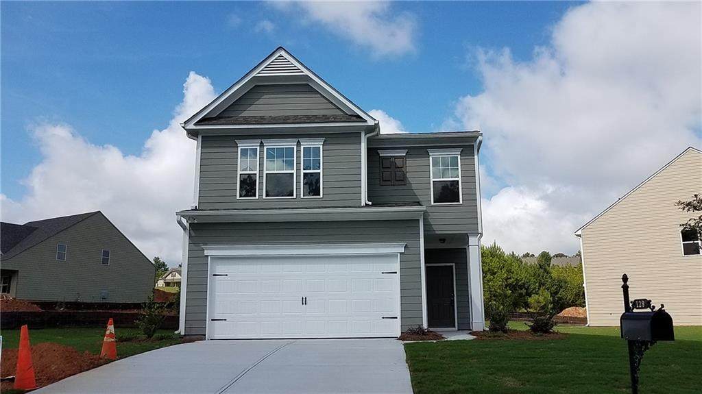 307 Pinewood Drive - Photo 1