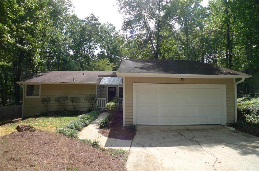 9478 Parkwood Drive - Photo 1