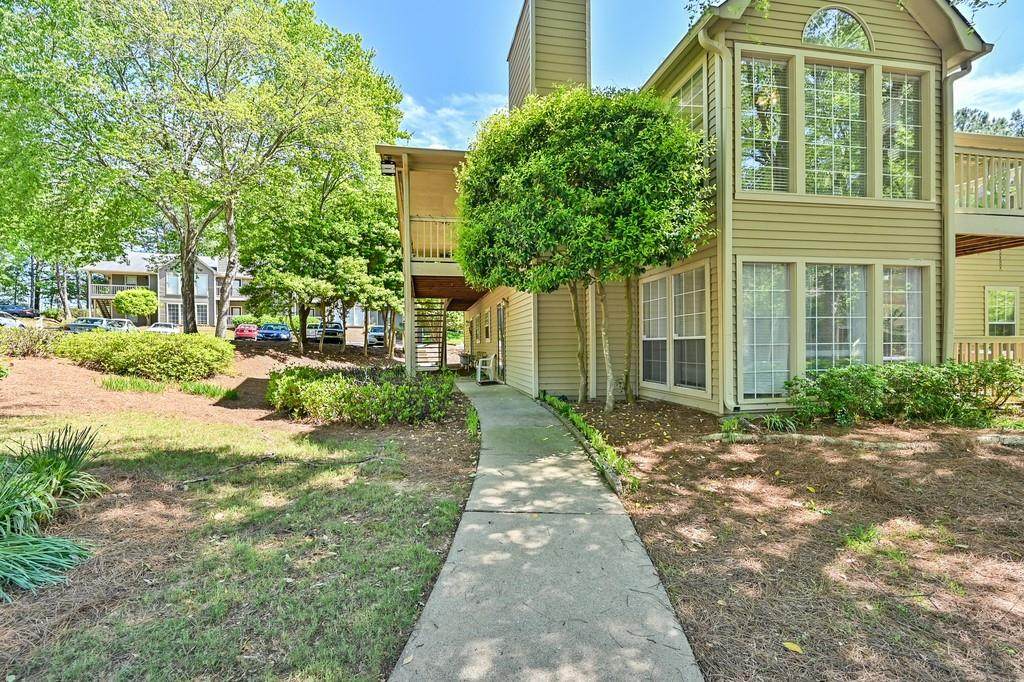 1308 Country Park Drive - Photo 1 1308 Country Park Drive - Photo 1