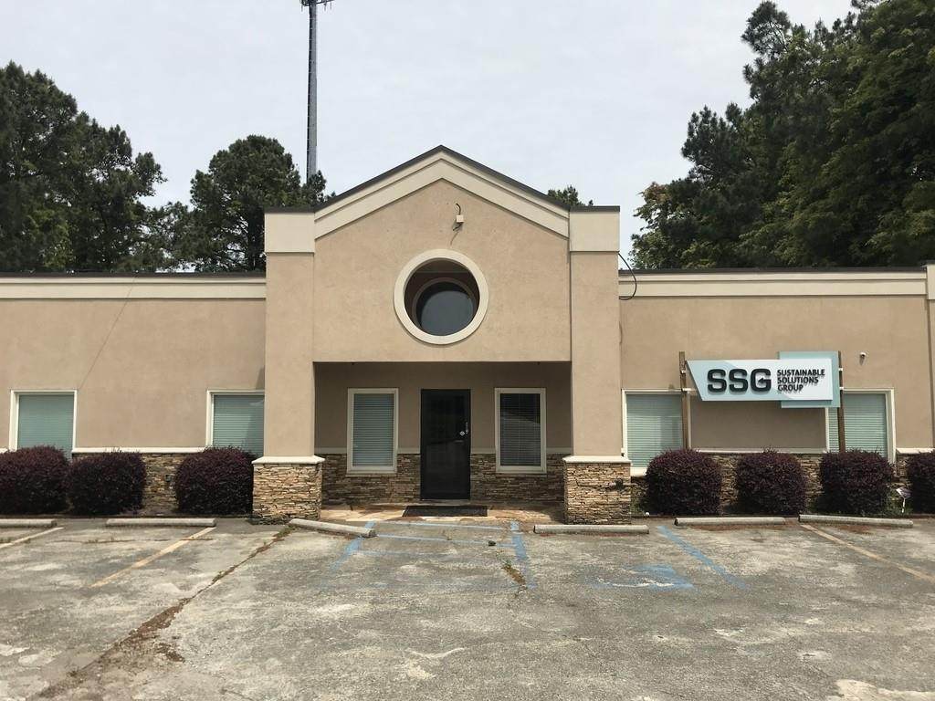 7977 Highway 92 - Photo 1