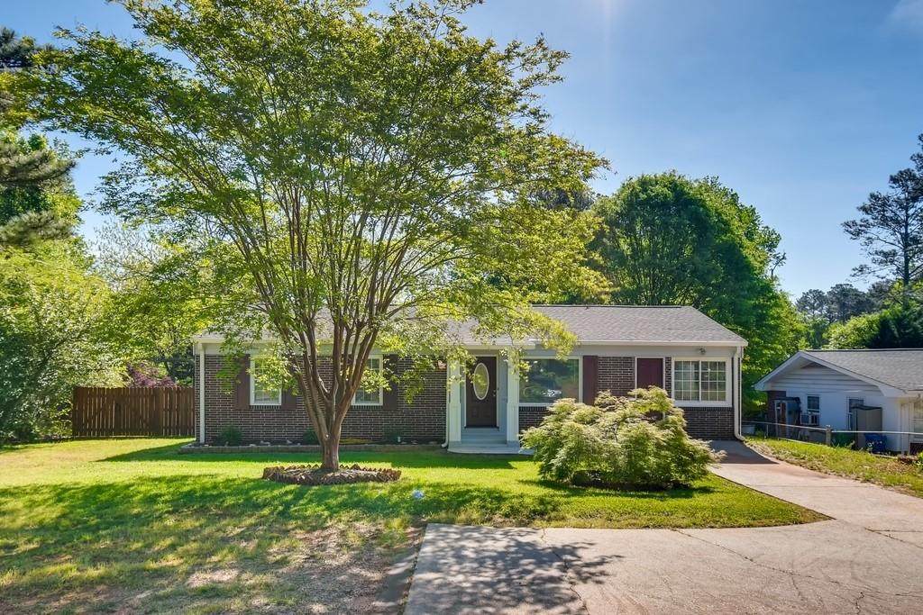 1723 Cooledge Road - Photo 1