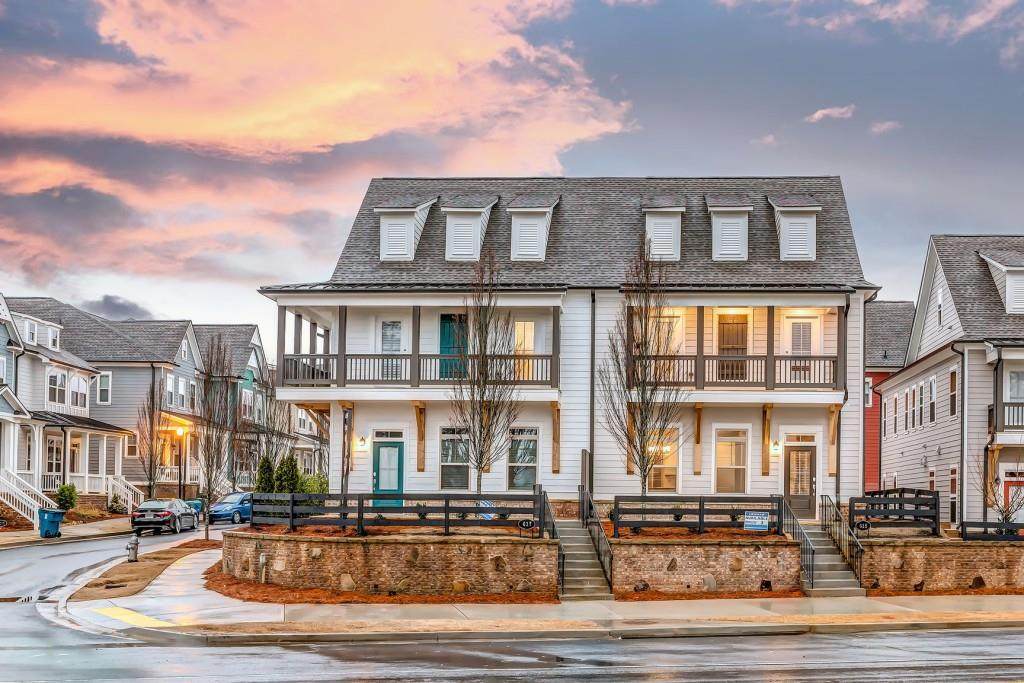 615 Main Street - Photo 1