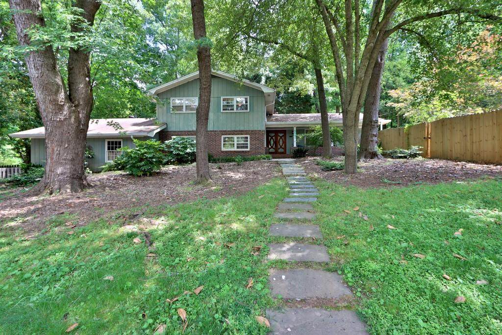 2541 Maclaren Circle - Photo 1 2541 Maclaren Circle - Photo 1