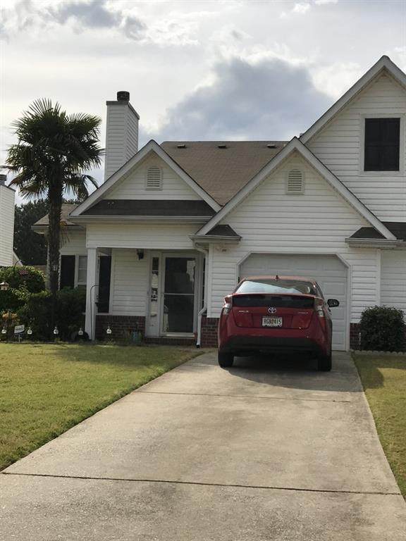 135 Courtyard Drive - Photo 1