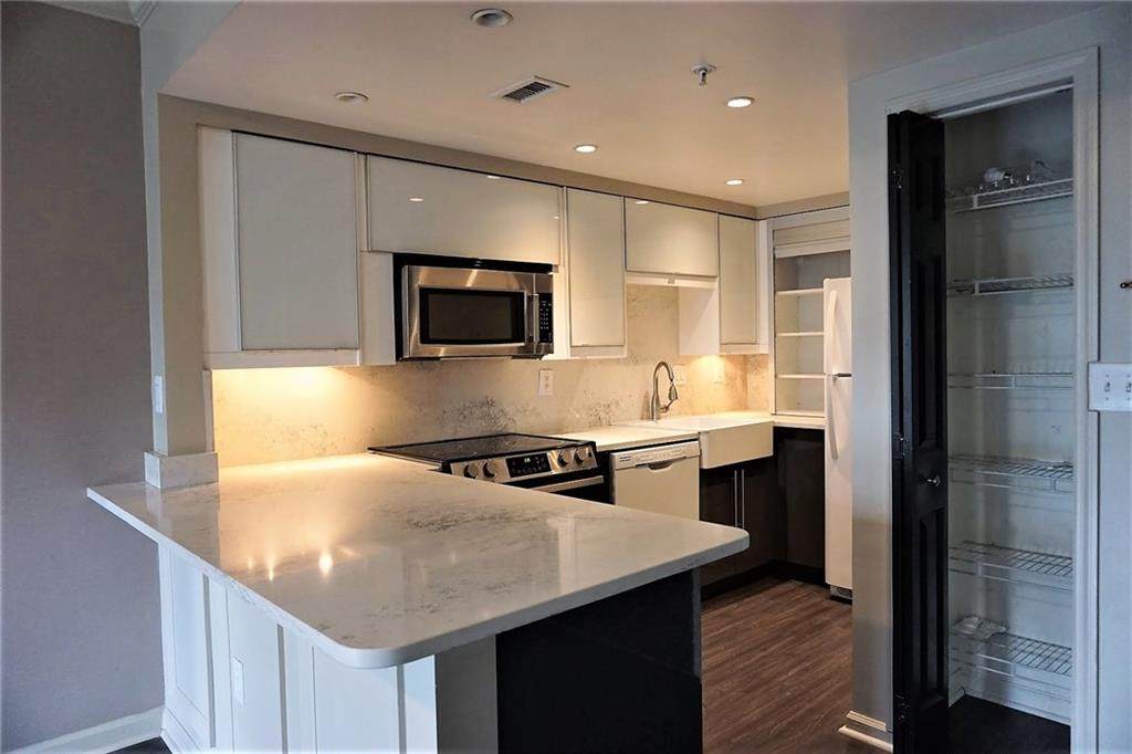 199 14th Street - Photo 1