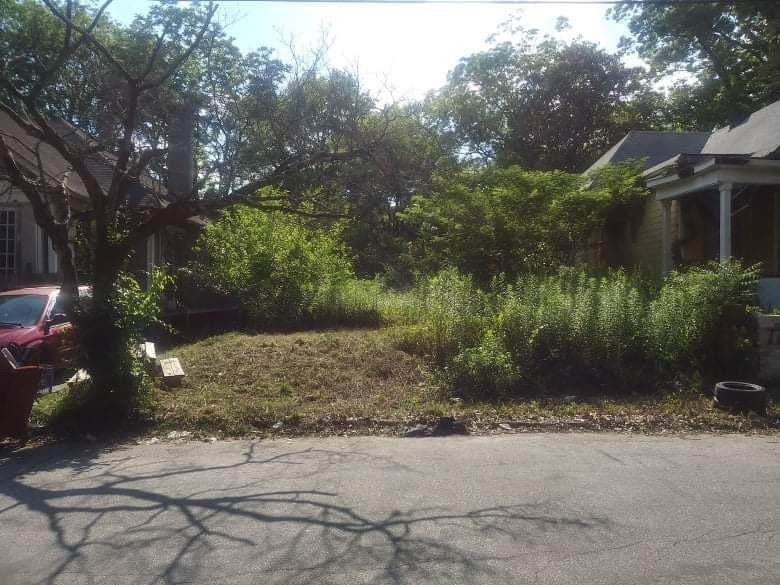 526 English Avenue - Photo 1