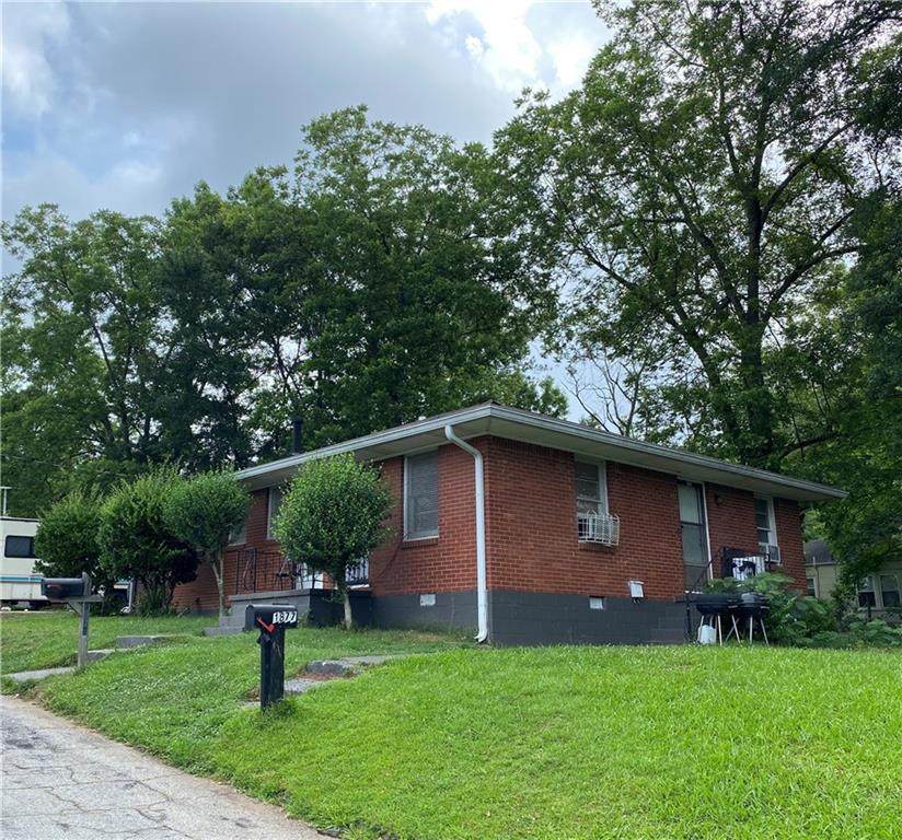 1877 Chapman Avenue - Photo 1