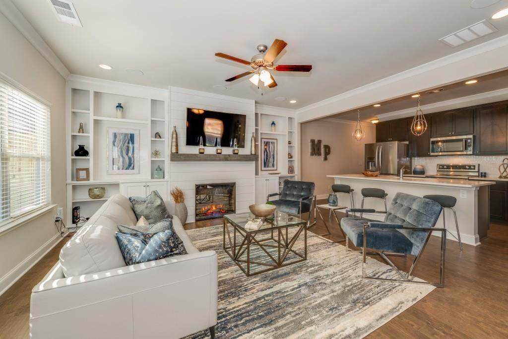 377 Mulberry Row - Photo 1