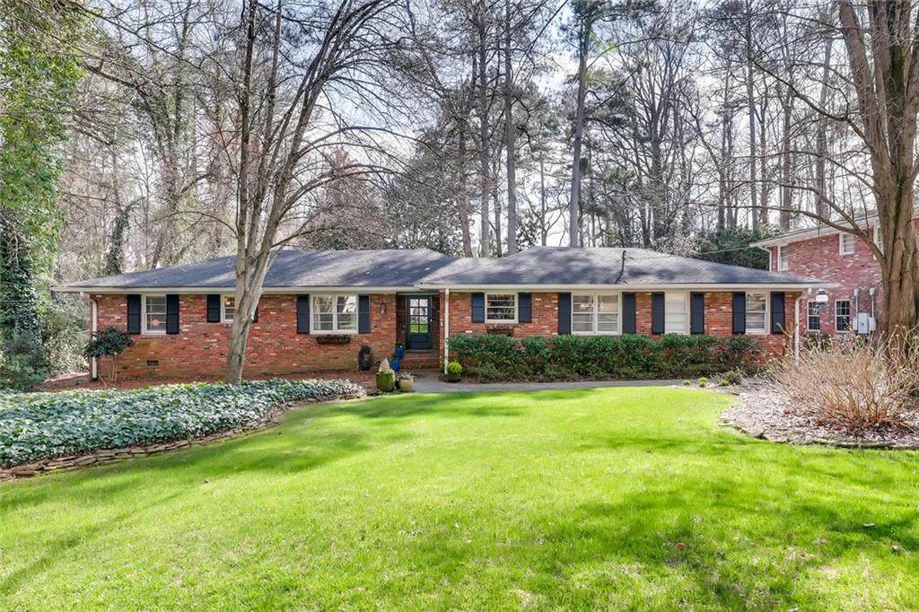 388 Cochran Drive - Photo 1