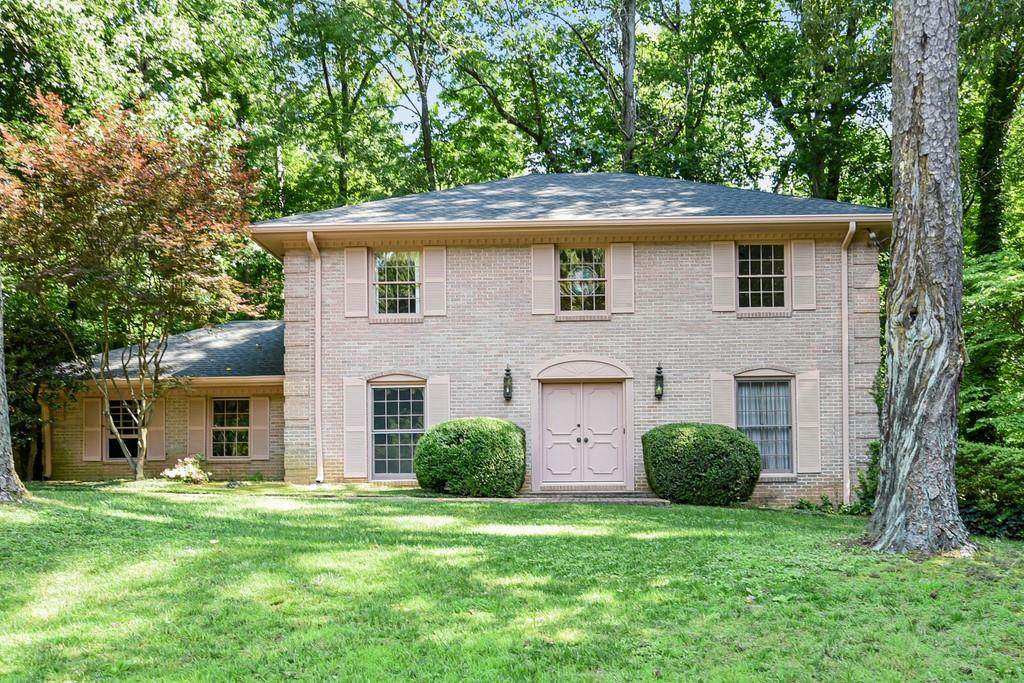 3170 Boxwood Drive - Photo 1