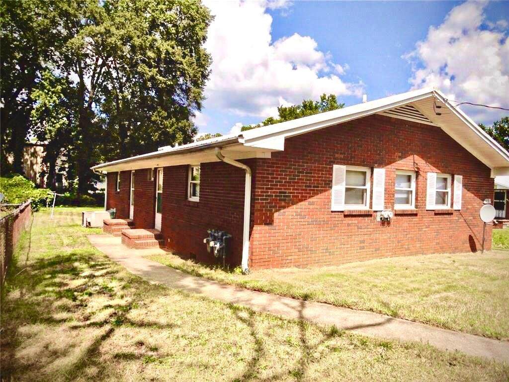1437 Vesta Avenue - Photo 1