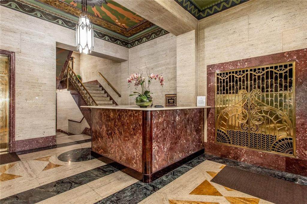 32 Peachtree Street - Photo 1