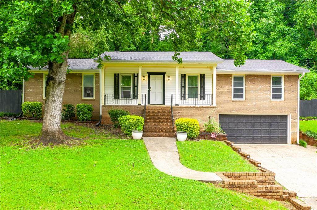 2856 Cedarbrook Drive - Photo 1