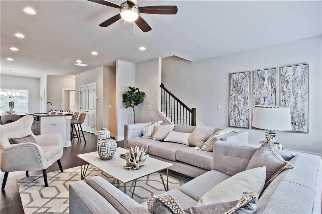 3758 Oxford Circle - Photo 1
