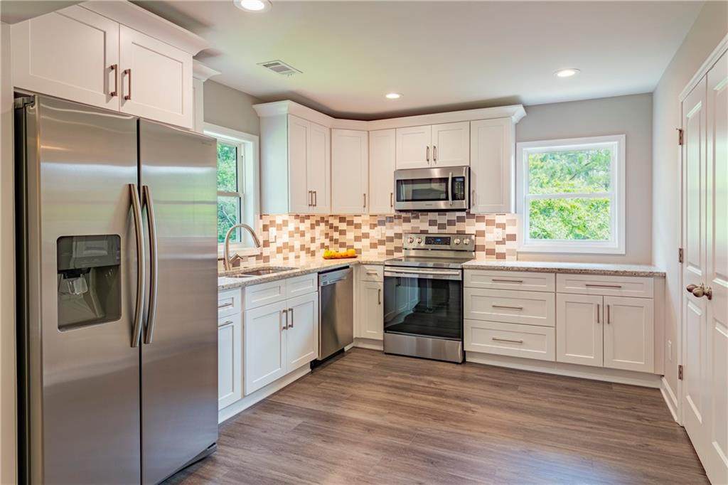 2999 Whispering Hills Court - Photo 1