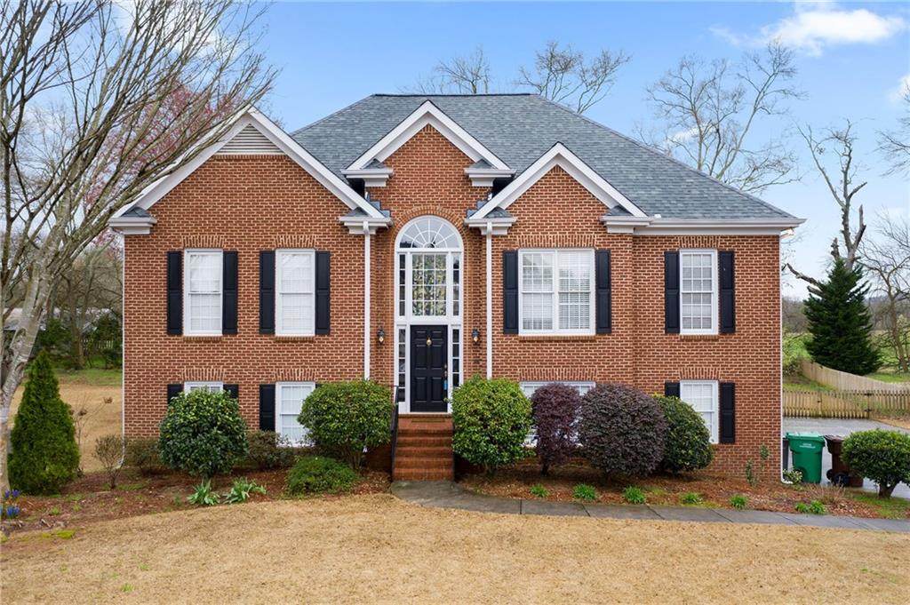 26 Hampton Lane - Photo 1