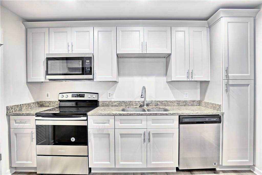 2657 Lenox Road - Photo 1