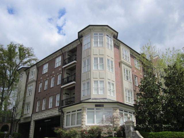 825 Highland Lane - Photo 1