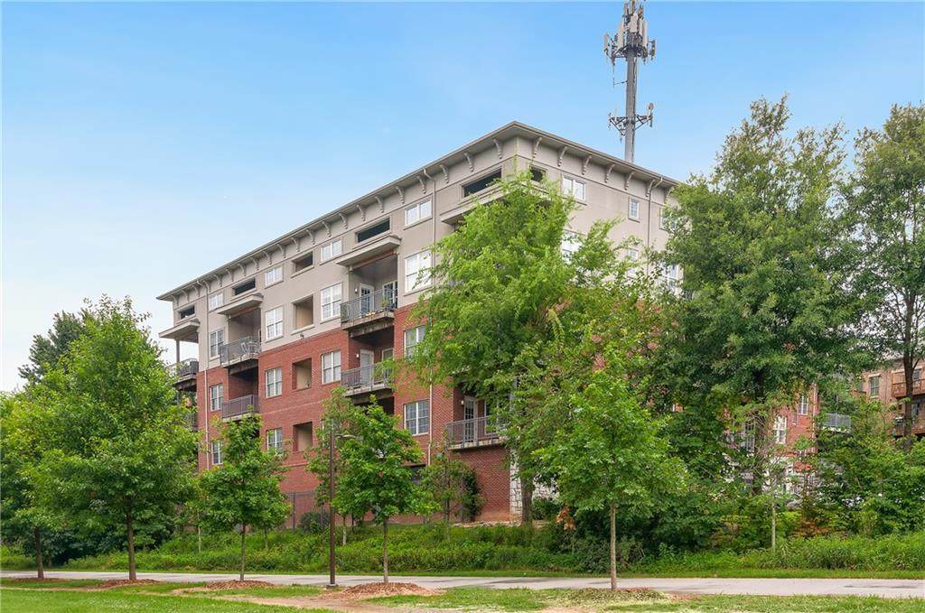 680 Greenwood Avenue - Photo 1