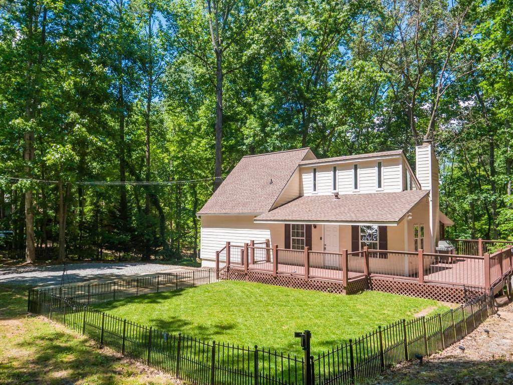 6047 Lake Lanier Heights Road - Photo 1