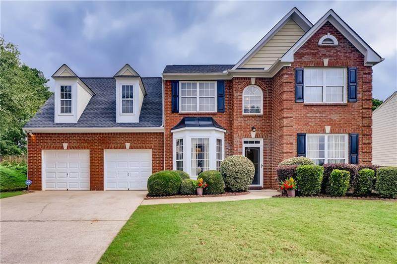 5051 Huntcrest Drive - Photo 1