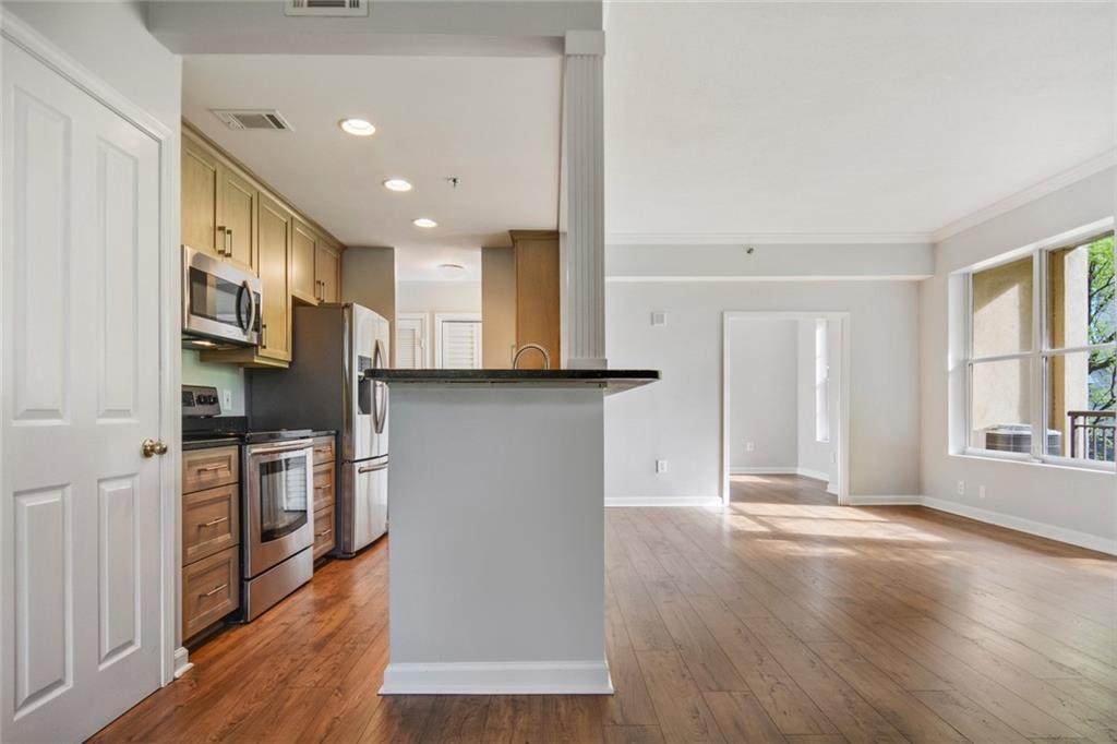 1101 Juniper Street - Photo 1