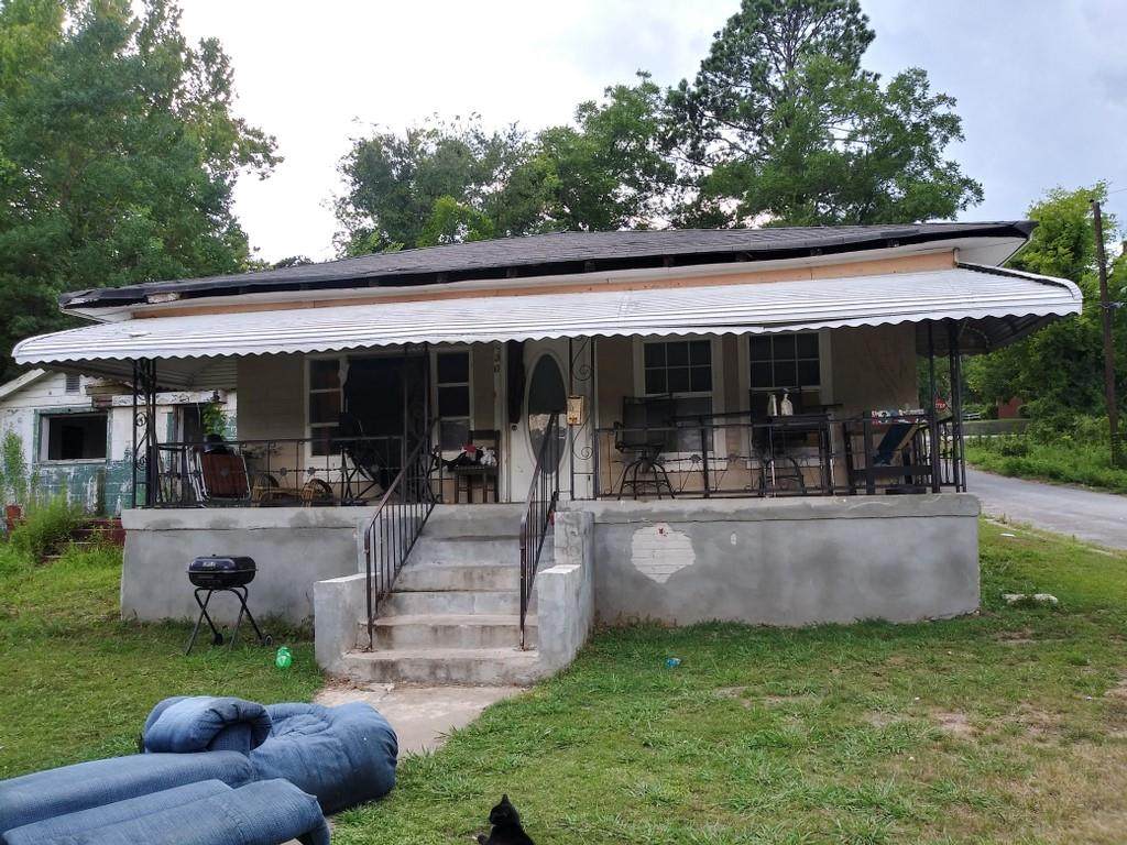 330 Ruby Street - Photo 1
