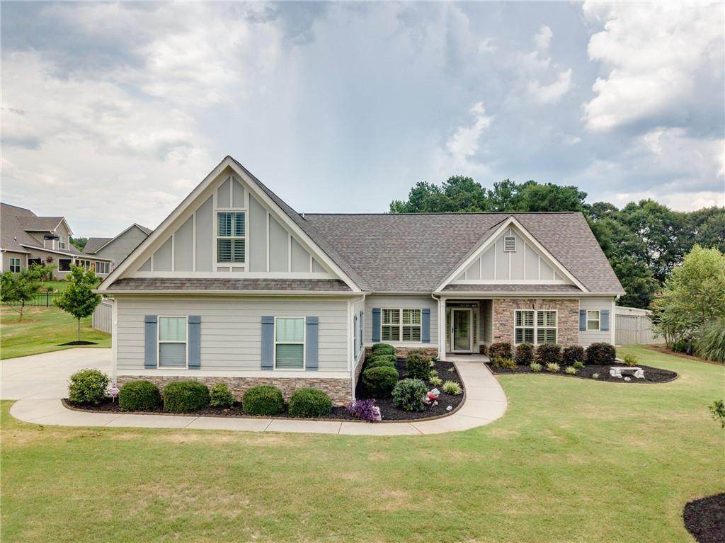 529 Durham Drive - Photo 1
