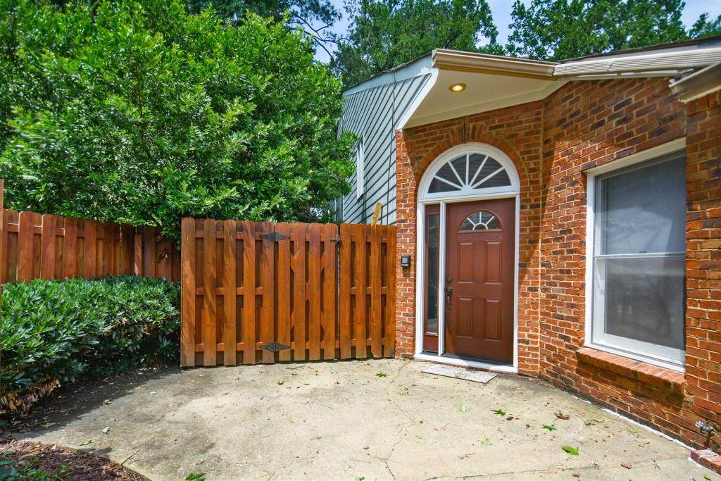 1834 Rockridge Place - Photo 1