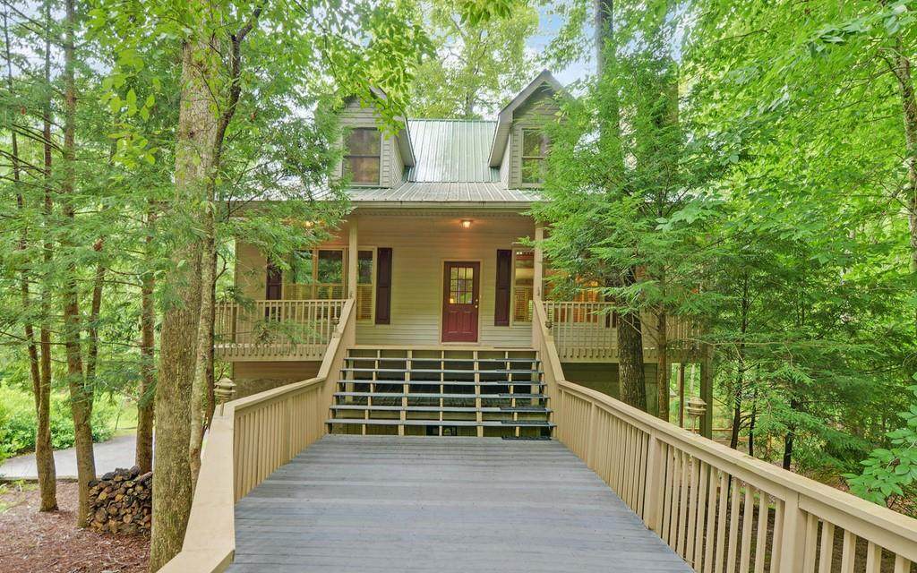 1060 Golden Avenue - Photo 1